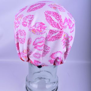 Stretchy-Full-Coverage-Scrub-Cap-Pink-Kisses